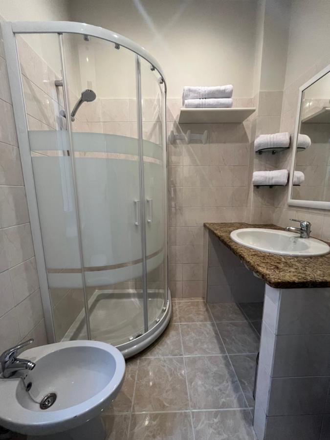 דירות אוספדלטי Casa Di Vavi מראה חיצוני תמונה