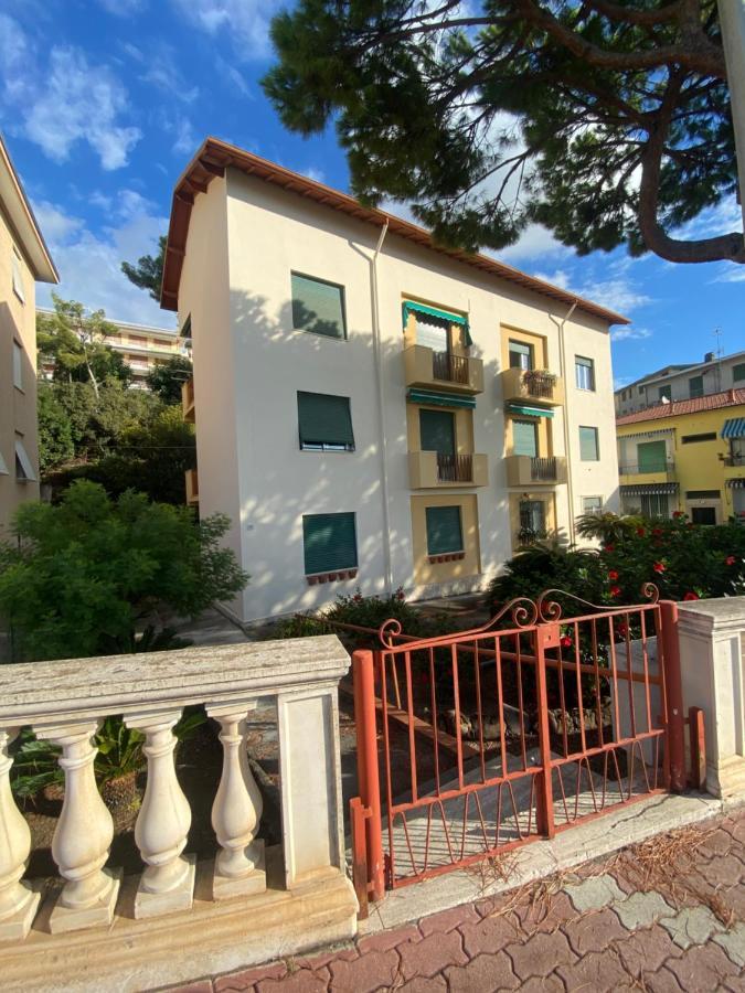 דירות אוספדלטי Casa Di Vavi מראה חיצוני תמונה